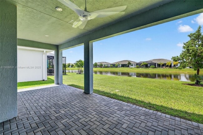 Building Photo - 10407 SW Aquila Wy
