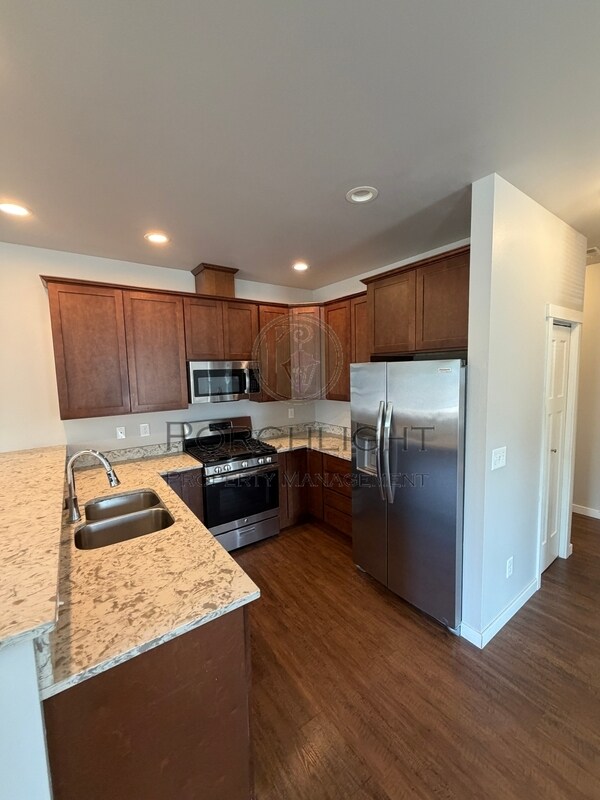 Building Photo - 600 Pioneer Ct