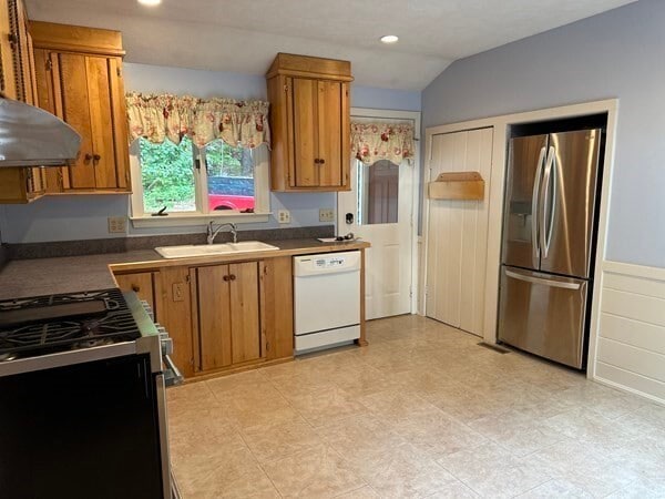 Building Photo - 241 South St