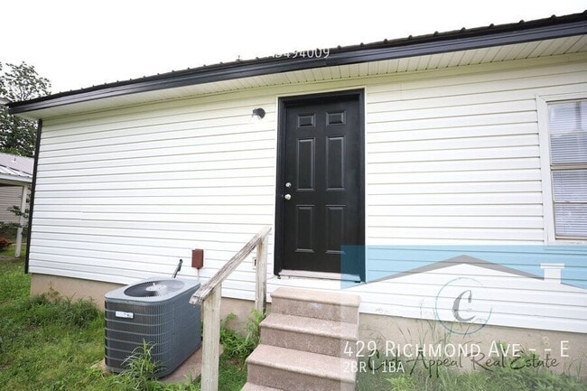 Building Photo - 429 Richmond Ave