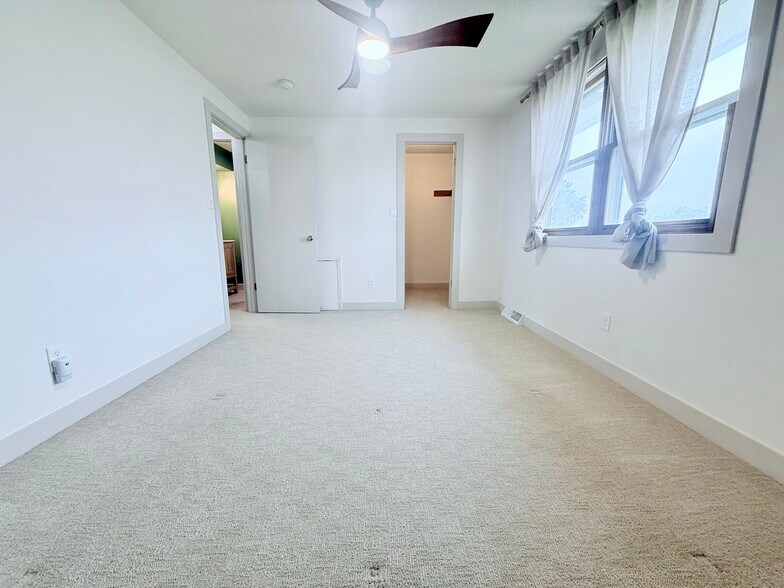Bed #3 - 1407 W 2nd St