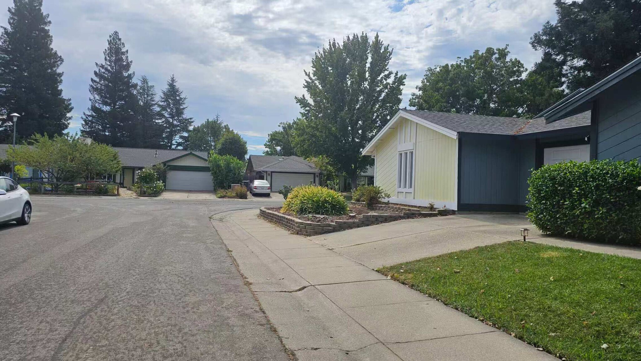 Building Photo - 814 Portugal Way