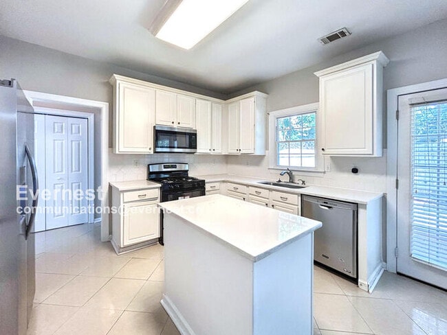 Building Photo - 3567 Montwood Ct