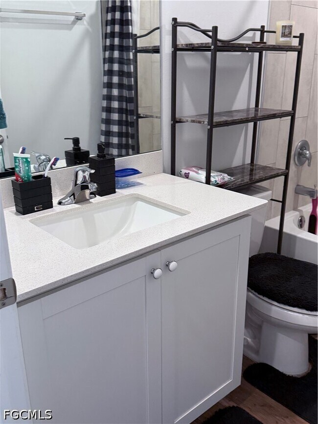 Building Photo - 1926 NW 15th St