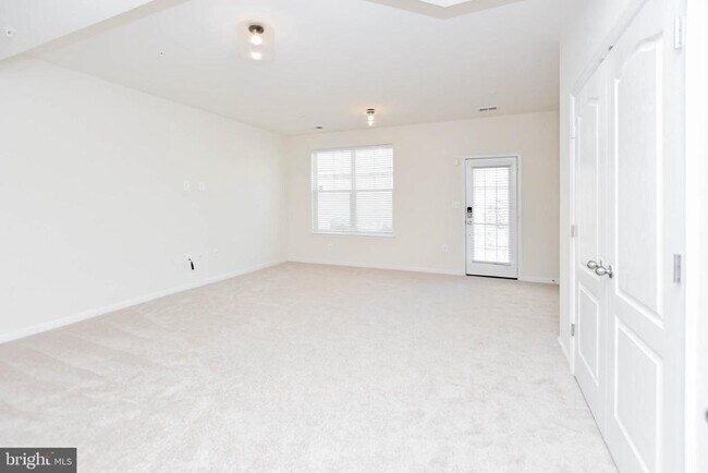 Building Photo - 608 Parkside Pl NE