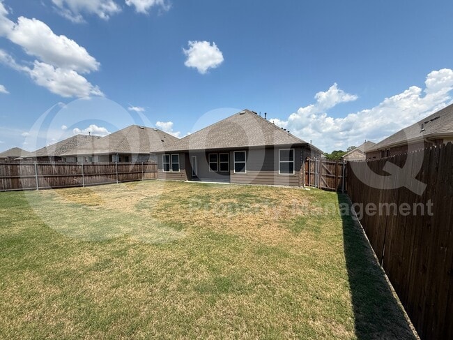 Building Photo - 1604 Silver Landing Trail