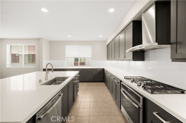 Building Photo - 160 Tribeca