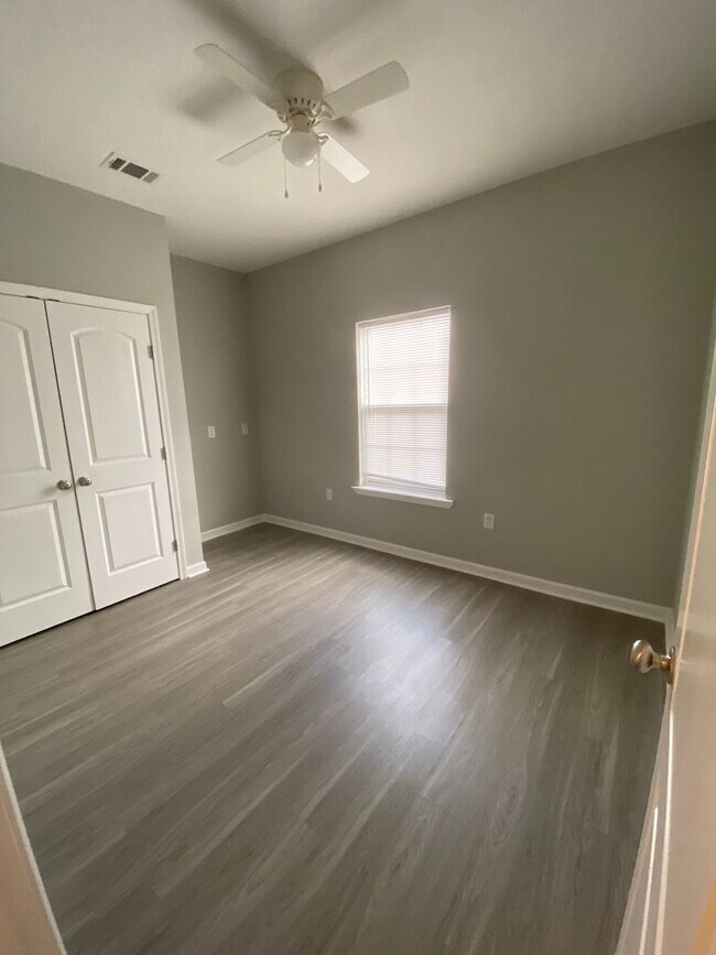 Building Photo - 206 BoniLane Drive #130 (BoniLane Cove)