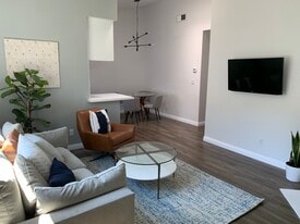 Living Room - 4365 Louisiana St