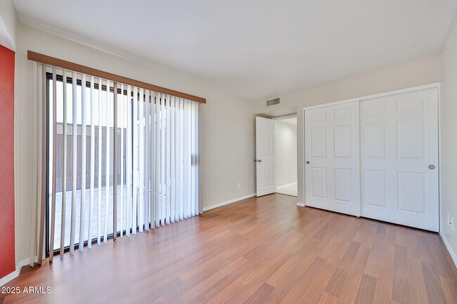 Building Photo - 7539 W Sequoia Dr