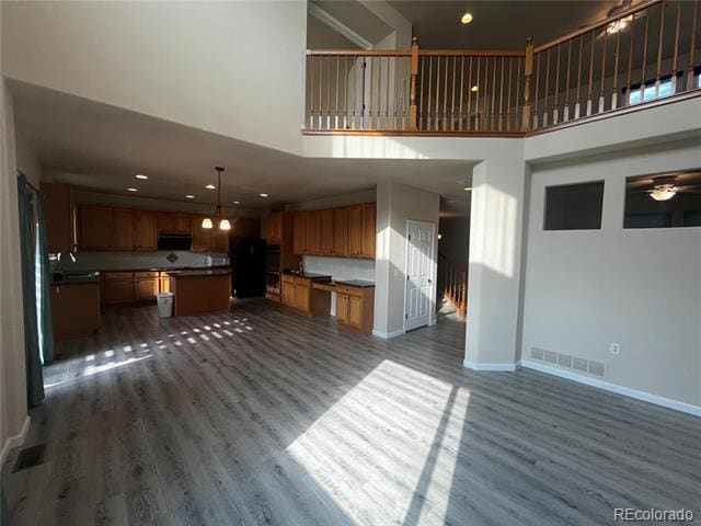 Building Photo - 8121 Raspberry Dr
