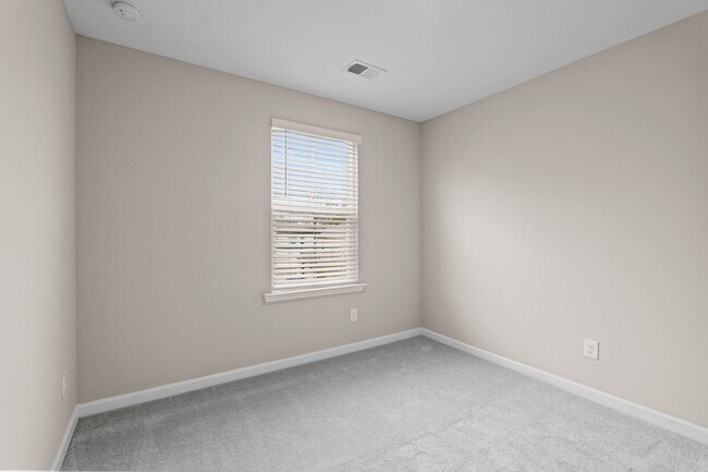 Building Photo - 4 Bedroom Single Family Home In Pendergrass!