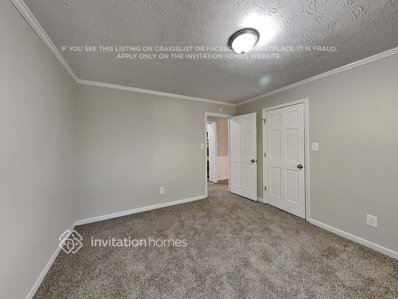 Building Photo - 562 Rollingwood Dr