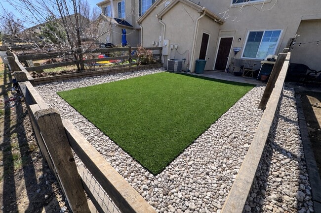 Building Photo - 12774 Jasmine Ct