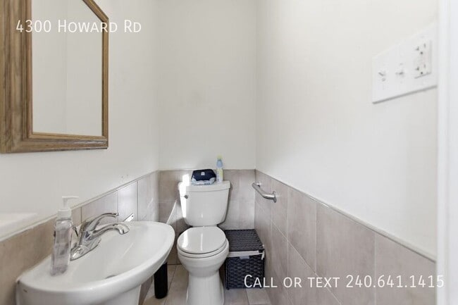 Building Photo - 4300 Howard Rd