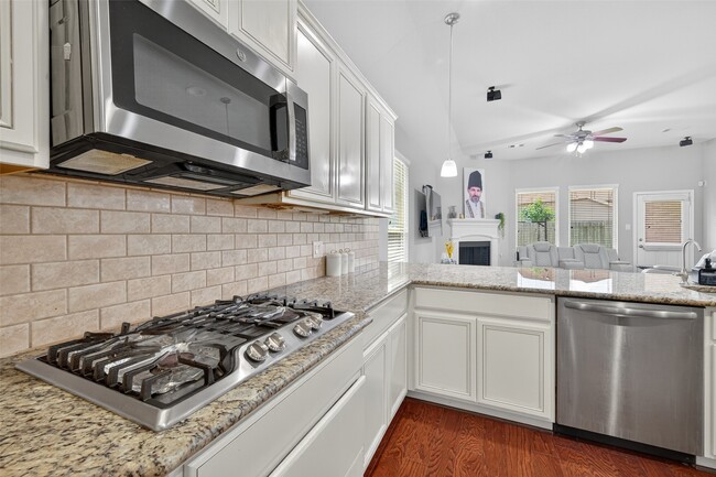 Building Photo - 13935 Manobrook Ct