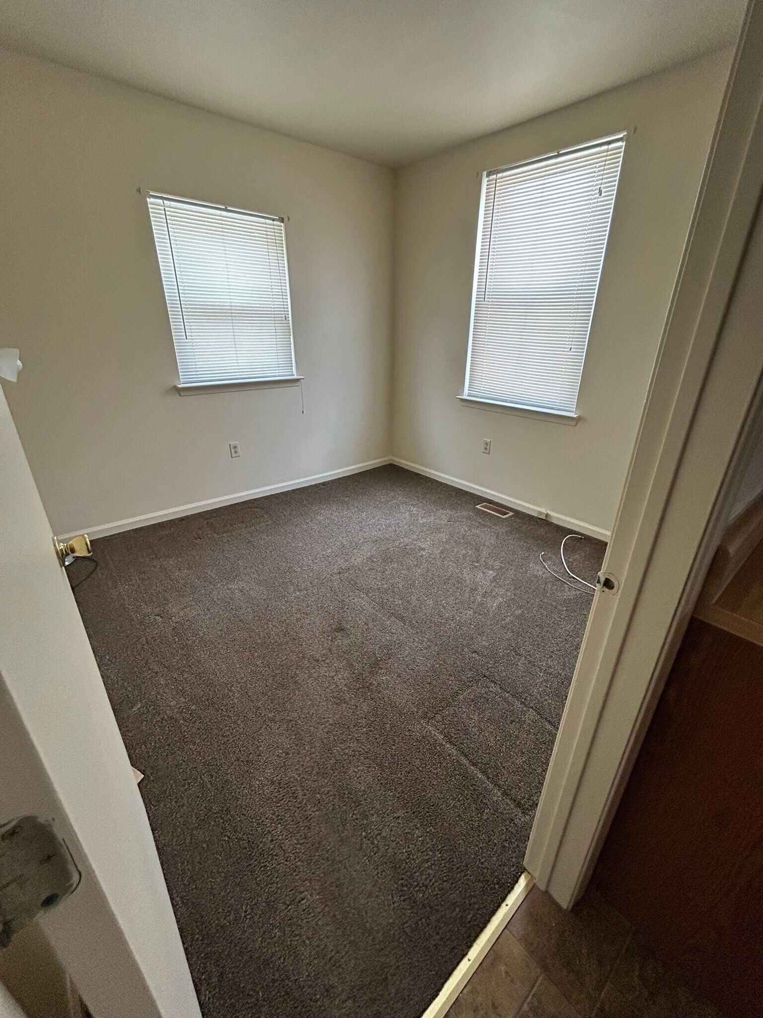 Bedroom 2 - 25 Hall St