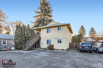 Building Photo - Glencoe 2991-2993 - B&H Oregon Holding...