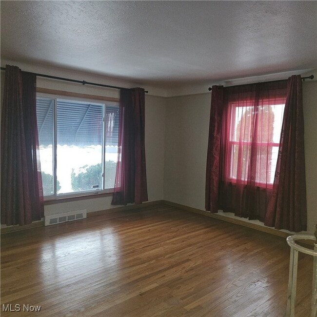 Building Photo - 12400 Orme Rd