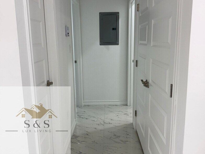 Building Photo - 11306 N 24th St