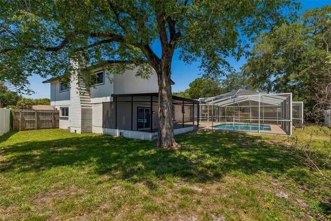 Building Photo - 7111 Gateway Ct