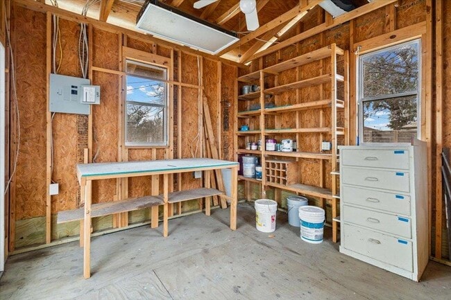 Building Photo - 4806 Russet Hill Dr