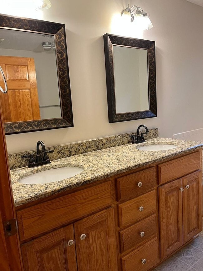 Building Photo - Gilbert - Call Lexington Office 803-359-0793