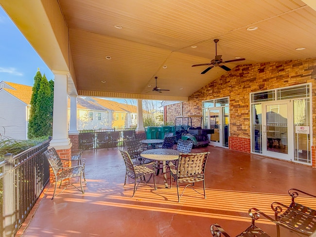 Building Photo - 7025 Magnolia Crossings