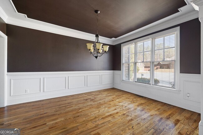 Building Photo - 215 Arthur Hills Dr