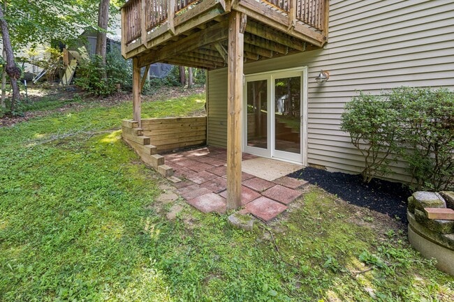 Building Photo - 20 Cherry Laurel Dr