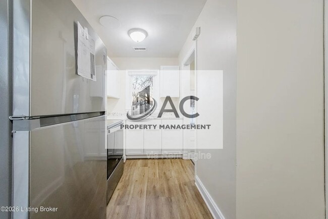 Building Photo - 4405 S 2nd St