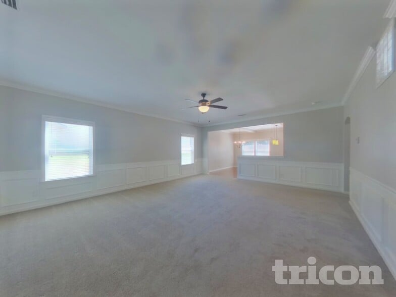 Building Photo - 2610 Andes Dr