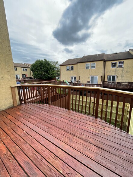 Building Photo - 2205 Walnut Ridge Est