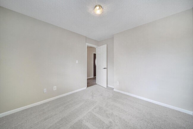Building Photo - Lovely 3 Bed 2 Bath Home in Indian Trail o...
