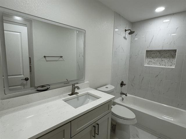 Building Photo - 625 Camilla Ln