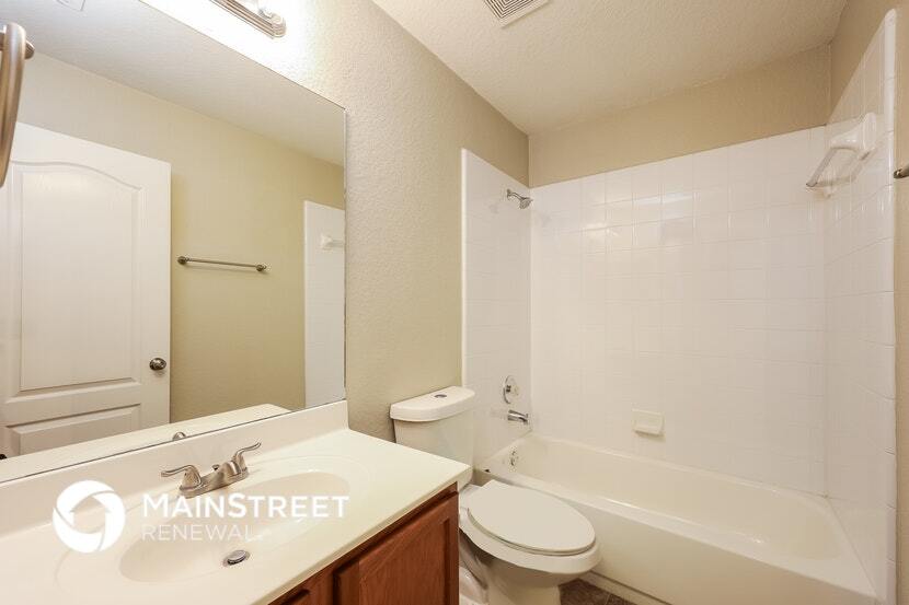 Building Photo - 10211 Round Rock Way