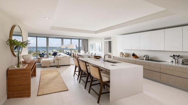 Building Photo - 3100 N Ocean Dr