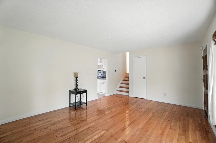 Building Photo - 5200 Williamsburg Cir