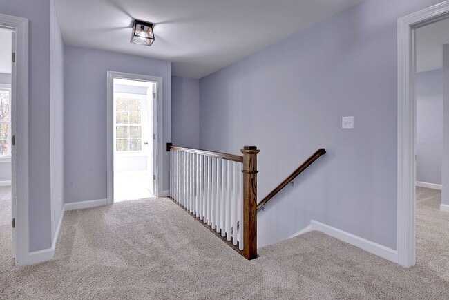 Building Photo - 718C Poquoson Ave