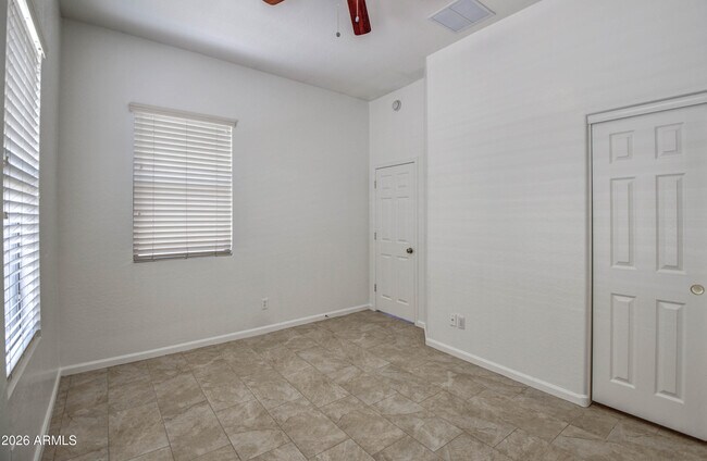 Building Photo - 18431 E Celtic Mnr Dr