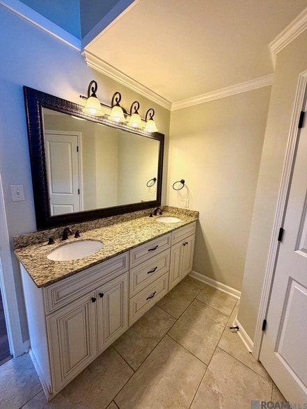 Building Photo - 18277 Autumn View Dr