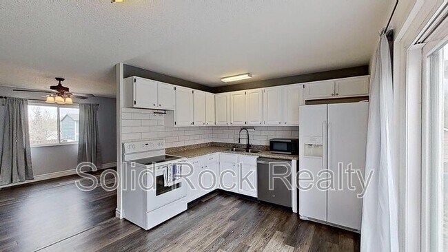 Building Photo - 4443 Berryknoll Dr