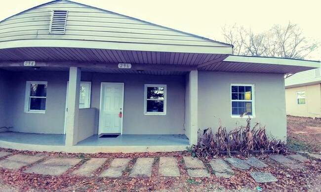 Primary Photo - 2 Bedroom Duplex - Spartanburg