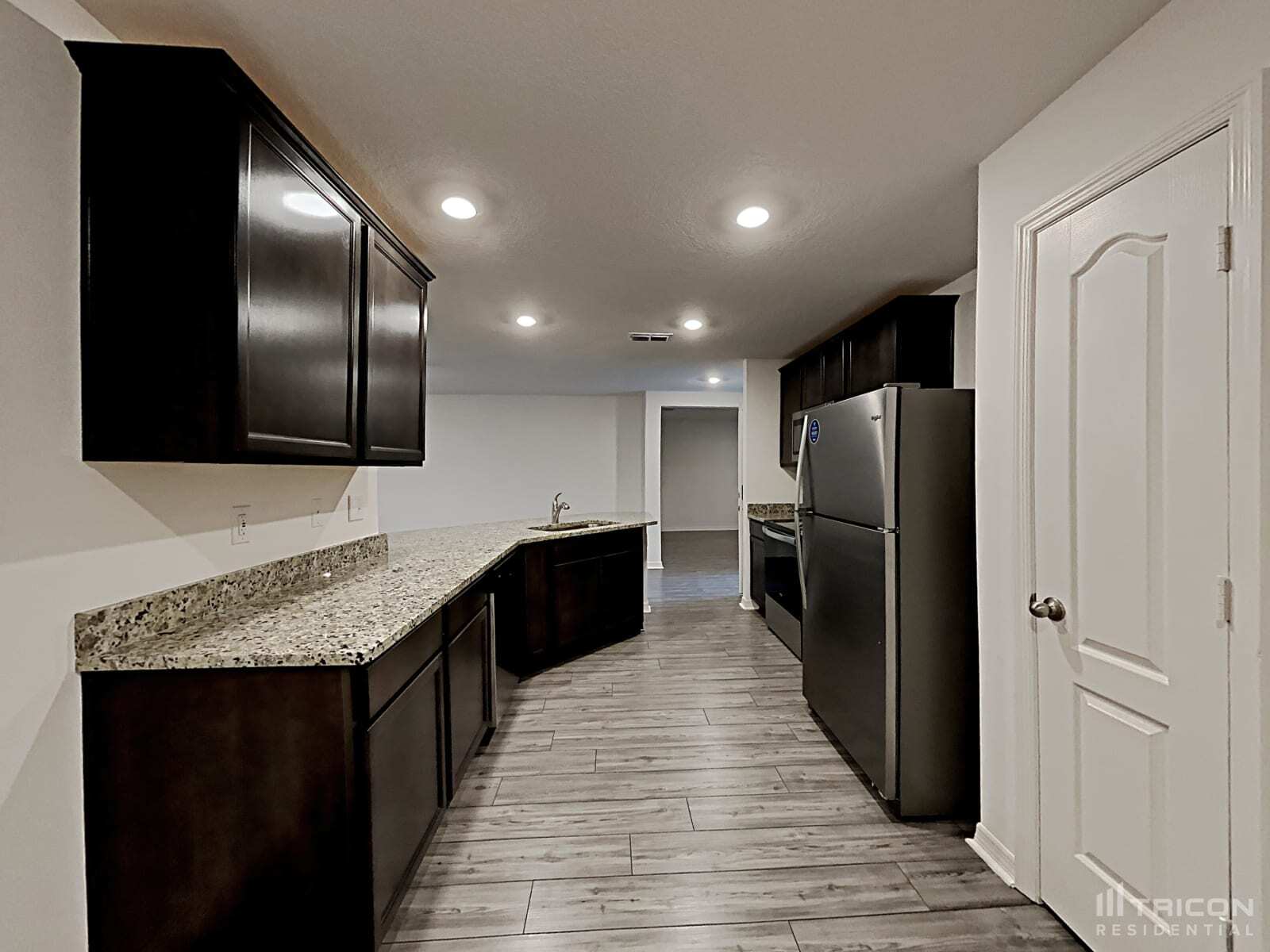 Building Photo - 6130 Dolostone Dr