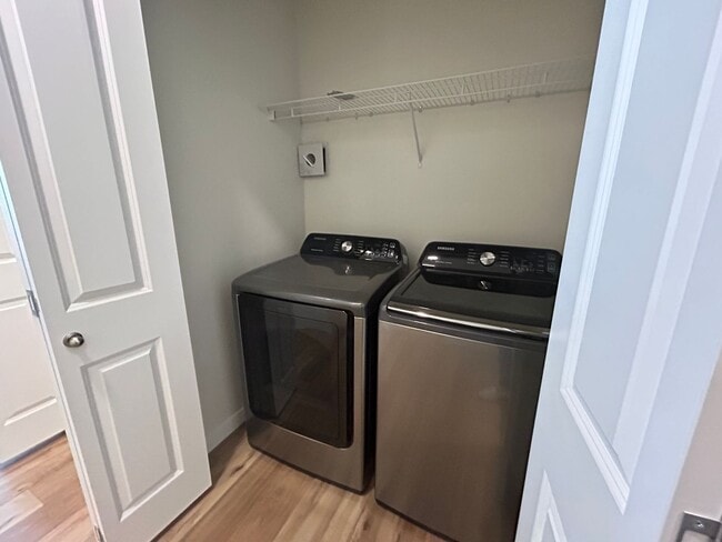 Building Photo - 4234 Cameo Ln