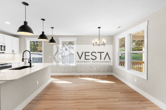 Building Photo - 192 Appalachian Way