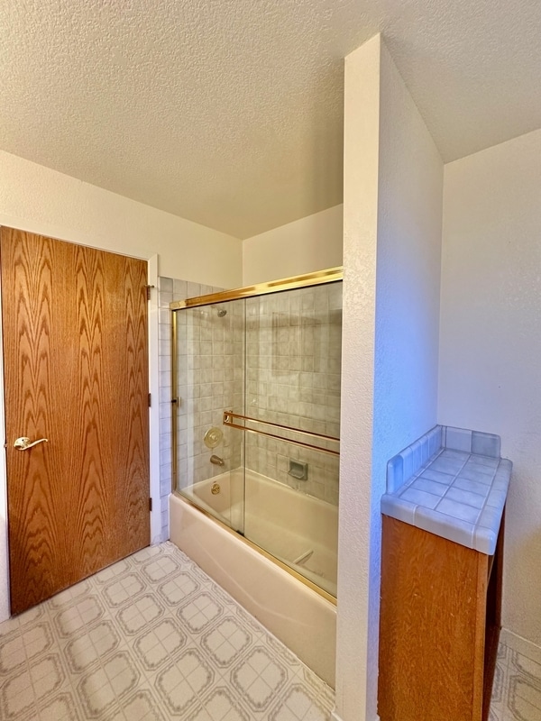 Building Photo - 15593 Carrie Dr