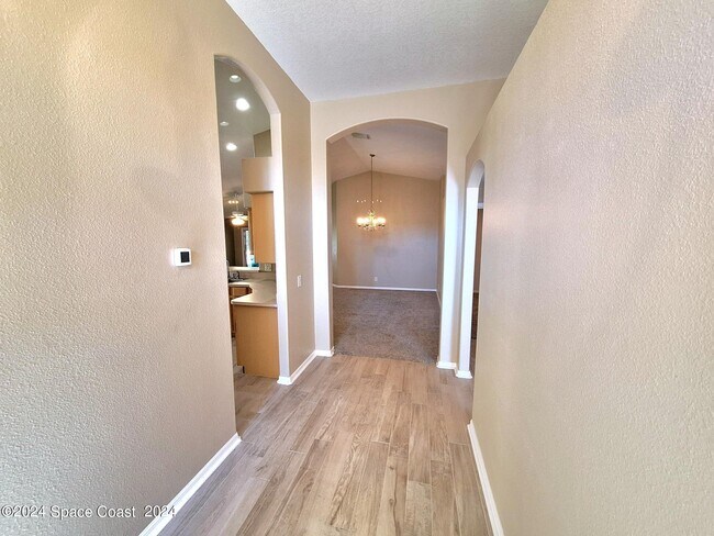 Building Photo - 2622 Glasbern Cir