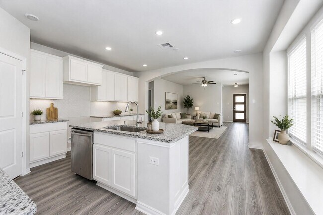 Building Photo - 15211 Stuart Bat Cave Ln