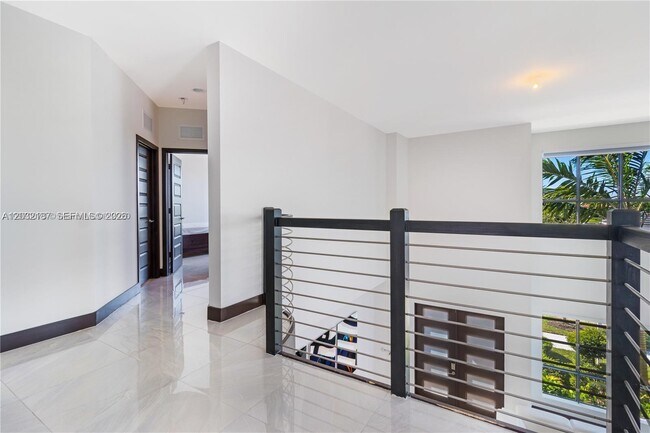 Building Photo - 13659 SW 159th Ave